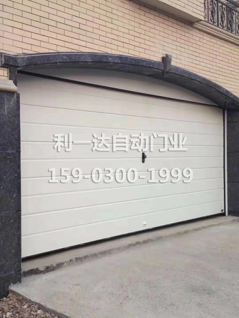 高端車庫門